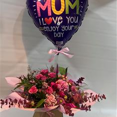 Mothers day Lola Display