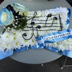 Musical notes pillow